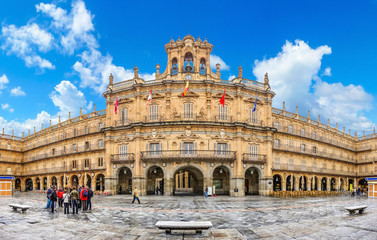 Famous Plaza Mayor in Salamanca, Castilla y Leon, Spain - obrazy, fototapety, plakaty