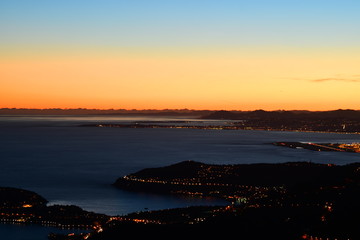 crépuscule sur la french riviera