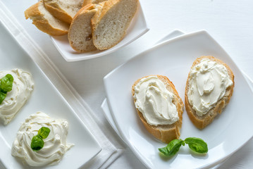 Sandwiches with cream cheese