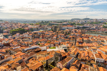 Fototapeta na wymiar Portugal, Porto, Douro river nad historic city centre