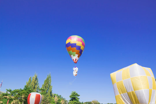 hot air balloon isolated on sky
