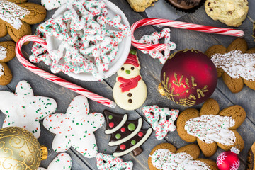 Fototapeta na wymiar Assorted Christmas cookies.