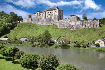 Obraz premium castle Cesky Sternberk, Bohemia, Czech republic