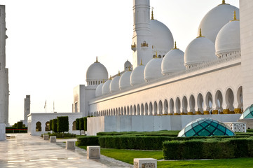 the Sheikh Zayed Grand Mosque