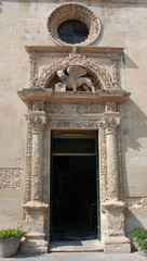 Fototapeta na wymiar Ornate Door, Lecce