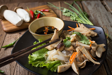 rich noodle paste with bean sprout