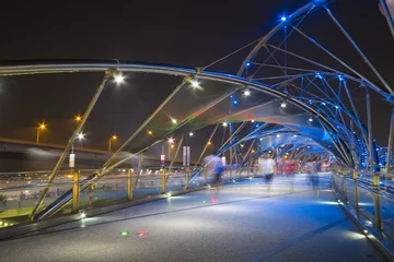 Foto op Plexiglas Helix Bridge MARINA BAY SANDS, SINGAPORE 12 OKTOBER 2015: The Helix Bridge i