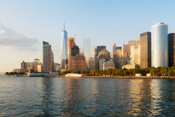 Fototapeta na wymiar The skyline of Lower Manhattan and Battery Park in New York