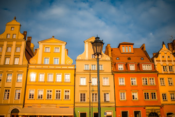 Fototapeta na wymiar Buildings on the market square in Wroclaw