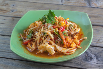Crispy Fish Maw in Spicy Salad