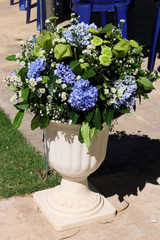 Artificial flowers / A picture of artificial flowers