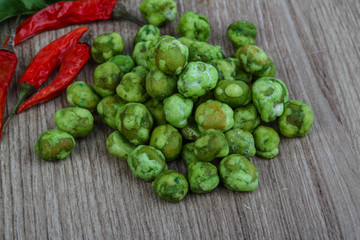 Wasabi peas