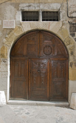 Une belle porte de Sisteron