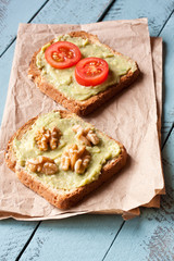 avocado sandwiches