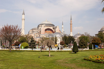 Fototapeta na wymiar The Hagia Sophia in Istanbul, Turkey