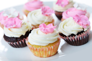 Small cakes