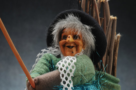 Бефана ベファーナ لا بيفانا &Mu;&pi;&epsilon;&phi;ά&nu;&alpha; Epiphany La Befana Bef&agrave;na Epifan&iacute;a 主顯節 Epifania del Signore Erscheinung des Herrn Epifani bayram