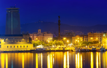Obraz premium Barcelona from Port Vell in night