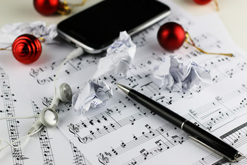 notes and Christmas balls