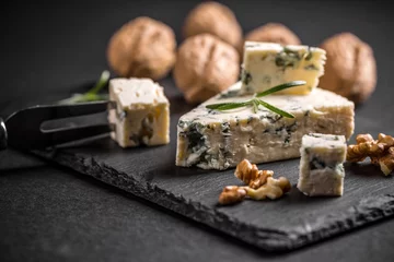 Crédence de cuisine en verre imprimé Produits laitiers Tasty blue cheese