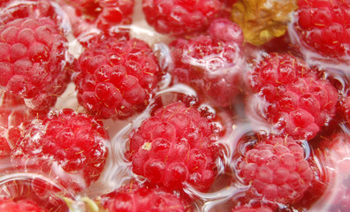 Ripe raspberry 