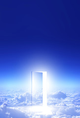 光が射し込むドア