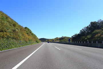 新東名高速道路　道路交通