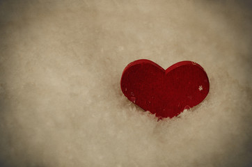 Red Heart in Snow - Vintage