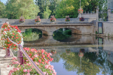 Vue sur  le pont de la Marne, Joinville, Haute Marne, Champagne Ardennes, France