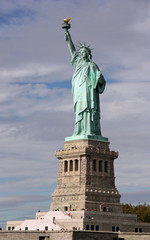 Fototapeta premium New York, devant la statue de la Liberté