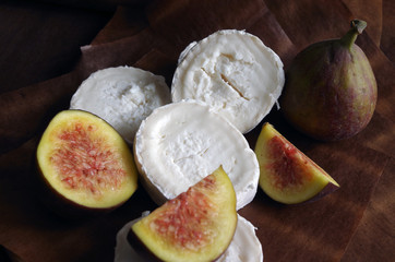 ziegenkäse mit feigen