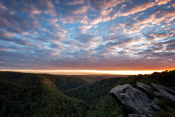 Das letzte Licht des Tages am Bodetal