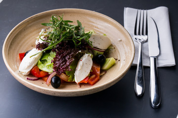 Vegetable salad with cheese