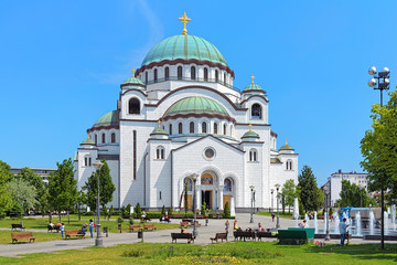 Fototapeta na wymiar Church of Saint Sava in Belgrade, Serbia. It is one of the largest Orthodox churches in the world