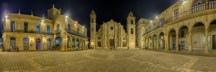 Plaze de la Catedral Havanna