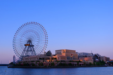 Obraz premium Minatomirai, Yokohama at dusk