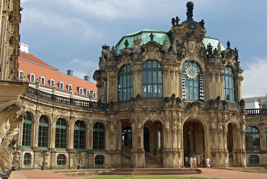 Dresde, cour du palais baroque du Zwinger, Allemagne