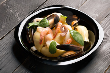 Pasta conchiglioni