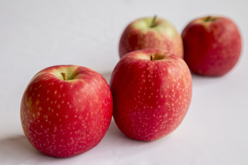 Mele rosse