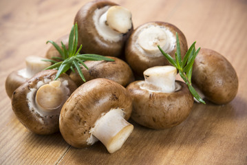 Champiñones naturales