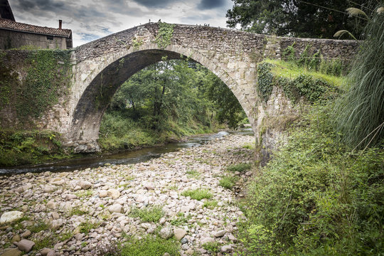 Berroa ancient bridge over Baztan river, Arizkun, Navarra, Spain