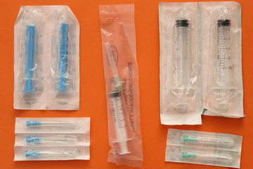 Plastic syringe - packed 