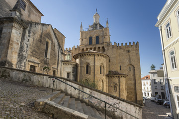 Fototapeta na wymiar Cathédrale Velha de Coimbra