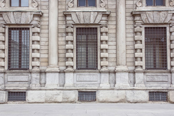 Fototapeta na wymiar Old style building Italy.