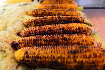 közde mısır pişirmek