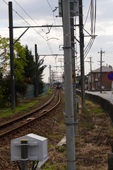 町を走り抜ける電車