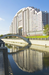 Obraz premium Moscow, modern building