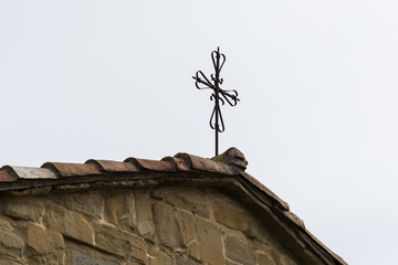 Croce sulla chiesa di Carpineti