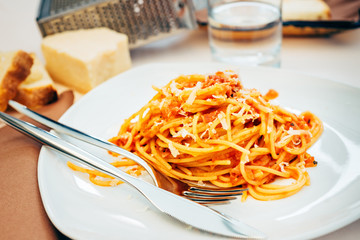 Spaghetti with tomato and bacon