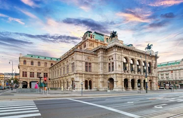 Foto op Plexiglas Theater Staatsopera bij zonsopgang - Wenen - Oostenrijk